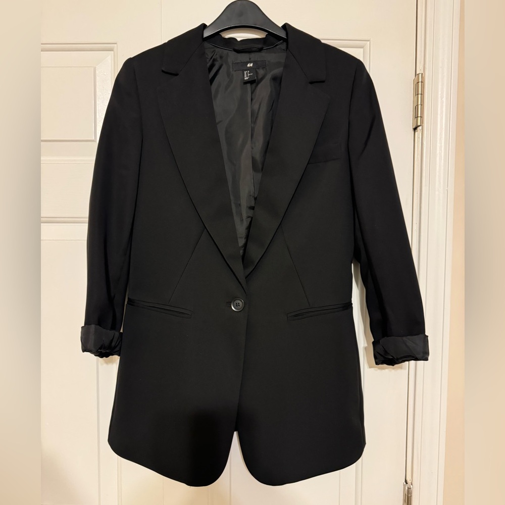 H&M black blazer